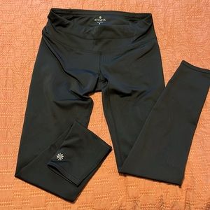 Athleta Black 7/8 length legging, Sz S